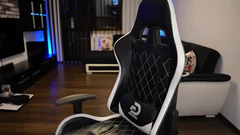 Snapshot of dorianreyes chatting on September 21, 10:33 pm Dorian Reyes online show from September 21, 10:33 pm