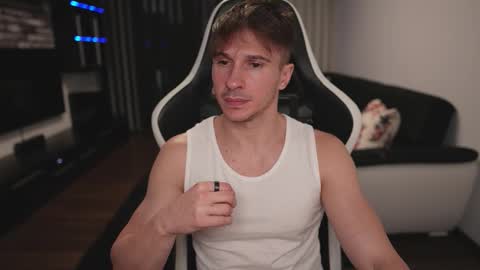 Snapshot of dorianreyes chatting on October 26, 2:06 am Dorian Reyes online show from October 26, 2:06 am