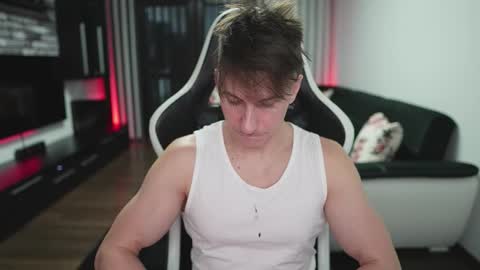 Snapshot of dorianreyes chatting on October 26, 9:42 pm Dorian Reyes online show from October 26, 9:42 pm