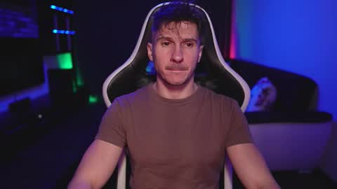 Snapshot of dorianreyes chatting on November 3, 10:42 pm Dorian Reyes online show from November 3, 10:42 pm