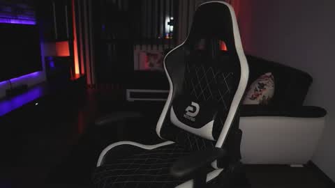 Snapshot of dorianreyes chatting on November 24, 2:11 am Dorian Reyes online show from November 24, 2:11 am