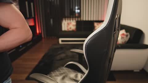 Snapshot of dorianreyes chatting on December 4, 12:31 am Dorian Reyes online show from December 4, 12:31 am