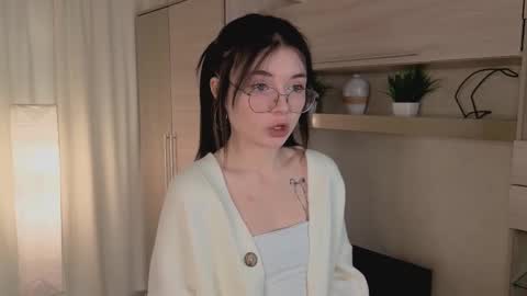 Maria online show from November 19, 6:13 am