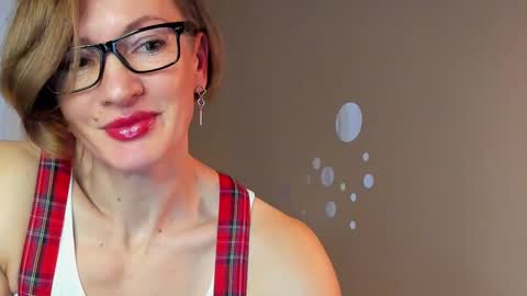 Dorothy Next stream on Monday at 3am-9am online show from February 10, 11:57 am