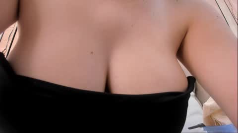 Snapshot of dorothy_vegga chatting on February 27, 4:56 am DOROTHY online show from February 27, 4:56 am