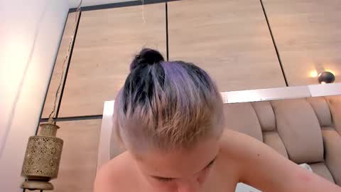 Snapshot of dorothy_vegga chatting on March 5, 6:42 am DOROTHY online show from March 5, 6:42 am