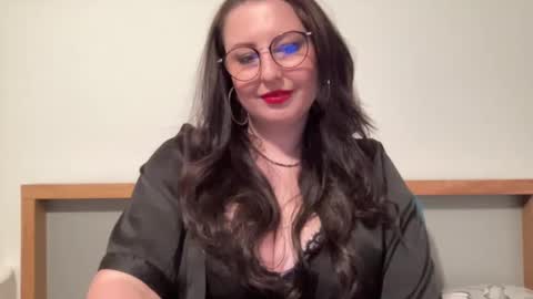 Dorothy online show from May 4, 6:37 pm