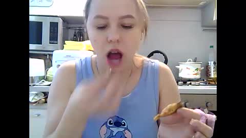 Dorrie Ann online show from December 28, 12:35 pm