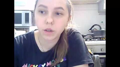 Snapshot of dorrie_ann chatting on January 2, 8:24 pm Dorrie Ann online show from January 2, 8:24 pm