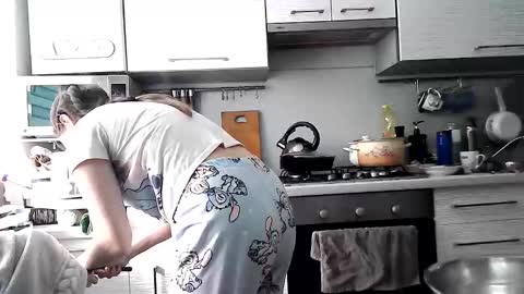 Snapshot of dorrie_ann chatting on February 20, 7:01 am Dorrie Ann online show from February 20, 7:01 am