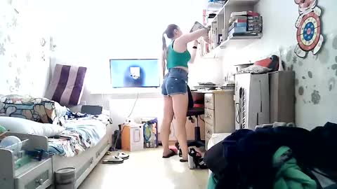 Snapshot of dorrie_ann chatting on March 9, 10:41 am Dorrie Ann online show from March 9, 10:41 am