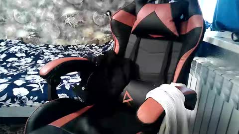 Dorrie Ann online show from March 12, 7:03 am