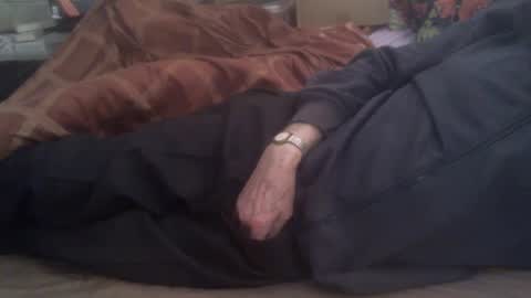 Snapshot of dorsetbiker714 chatting on January 7, 11:48 am Hello welcome to Slutsville I am the Naked Chef really but you may call me Peter online show from January 7, 11:48 am