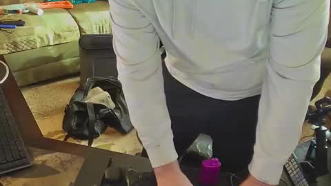 Snapshot of dotyoureyezez chatting on December 12, 3:37 pm DotYourEyezez  online show from December 12, 3:37 pm