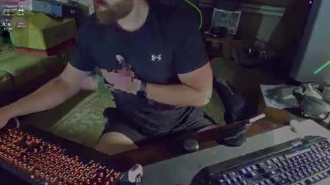 Snapshot of dotyoureyezez chatting on September 30, 6:29 am DotYourEyezez  online show from September 30, 6:29 am