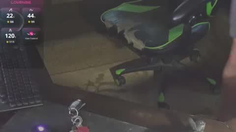 Snapshot of dotyoureyezez chatting on October 2, 9:55 pm DotYourEyezez  online show from October 2, 9:55 pm