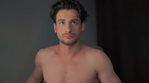 Keen online show from December 8, 8:15 pm