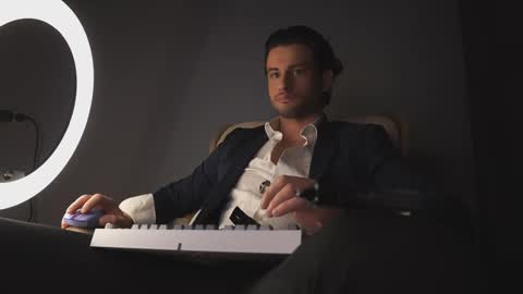 Keen online show from March 9, 12:00 am