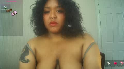 DeeDee online show from May 7, 2:11 pm