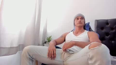 Snapshot of doublefun24 chatting on July 9, 3:49 pm Isabella and Alessandro online show from July 9, 3:49 pm