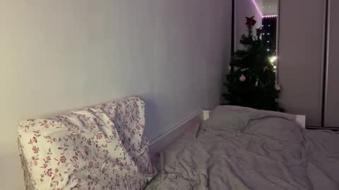 Snapshot of doublesees chatting on December 22, 2:06 am MOLLYYYY dont forget to give me a thumb up online show from December 22, 2:06 am