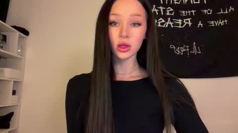 Snapshot of doublesees chatting on October 21, 2:12 am MOLLYYYY dont forget to give me a thumb up online show from October 21, 2:12 am