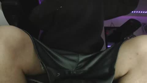 douglas_drake online show from October 13, 8:14 am