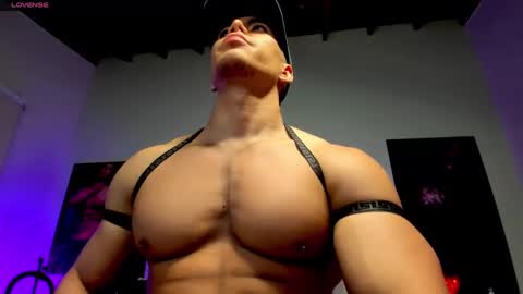 Douglas Safado online show from February 18, 8:38 am