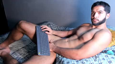 Snapshot of douglasskingjr chatting on November 5, 12:27 pm douglasskingjr online show from November 5, 12:27 pm