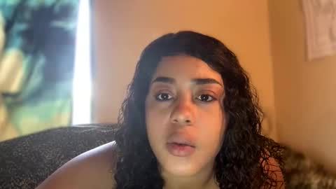 Snapshot of dove_love22 chatting on November 26, 6:20 pm dove_love22 online show from November 26, 6:20 pm