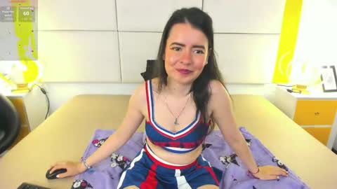 dovemullerr2 online show from July 1, 7:13 pm