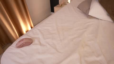    .         . online show from January 29, 2:32 pm