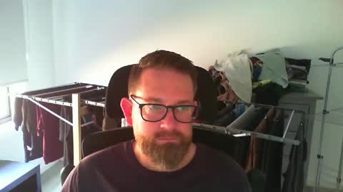 Snapshot of downunderwonder13 chatting on November 24, 12:43 am downunderwonder13 online show from November 24, 12:43 am