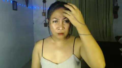 Snapshot of doyouwantme143 chatting on October 14, 11:00 am doyouwantme143 online show from October 14, 11:00 am