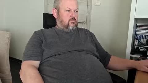 Snapshot of dpau76 chatting on November 4, 12:26 pm Danny online show from November 4, 12:26 pm