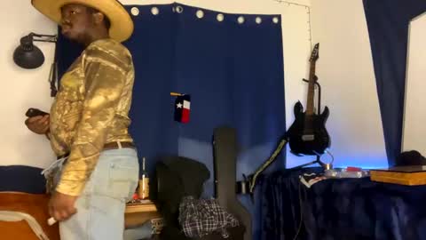 MrPirated online show from January 21, 6:43 am