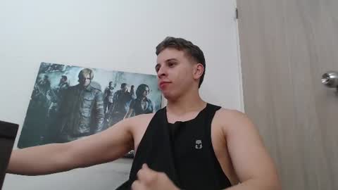 draco_boy2000 online show from July 14, 10:37 pm