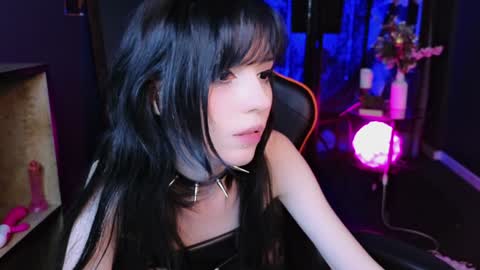 Draculaura online show from January 29, 6:39 pm