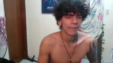 Snapshot of dragon666uwur chatting on December 13, 6:21 am Dragon online show from December 13, 6:21 am