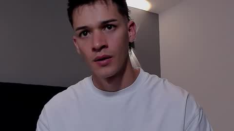 Snapshot of drake_carter1 chatting on March 22, 2:04 am drake_carter1 online show from March 22, 2:04 am