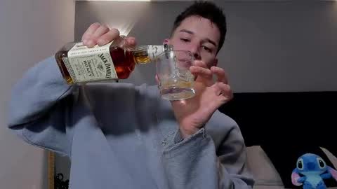 Snapshot of drake_carter1 chatting on April 30, 2:18 am drake_carter1 online show from April 30, 2:18 am