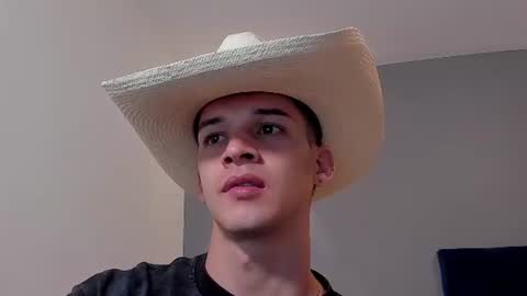 Snapshot of drake_carter1 chatting on July 3, 2:40 am drake_carter1 online show from July 3, 2:40 am