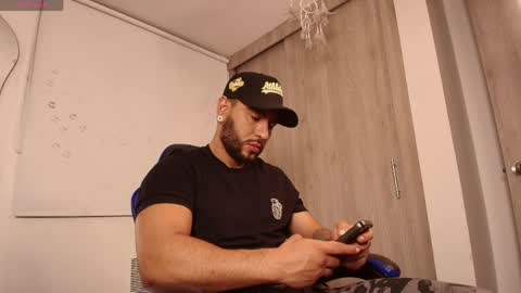 Snapshot of drake_jackson11 chatting on May 14, 10:55 am drake jackson11 online show from May 14, 10:55 am