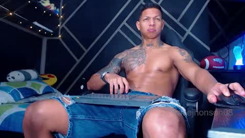 Snapshot of drake_jhonson08 chatting on November 29, 4:48 am Drake online show from November 29, 4:48 am