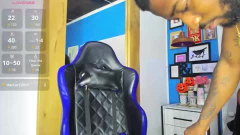 ---Drake--- online show from October 28, 12:14 am