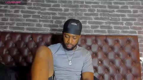 ---Drake--- online show from December 1, 5:29 pm