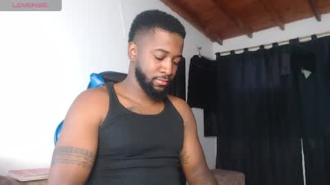 Snapshot of drake_nassir4 chatting on June 19, 5:01 am ---Drake--- online show from June 19, 5:01 am