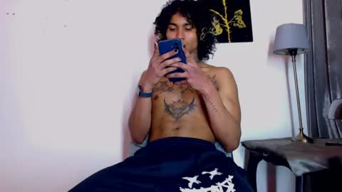 Snapshot of drakee20 chatting on July 8, 3:22 am DRAKE online show from July 8, 3:22 am