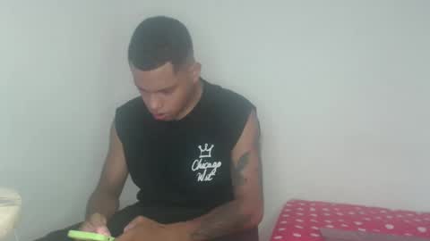 Snapshot of drako_monstercock chatting on January 13, 9:31 pm drako_monstercock online show from January 13, 9:31 pm