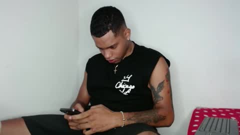 Snapshot of drako_monstercock chatting on January 16, 4:49 am drako_monstercock online show from January 16, 4:49 am